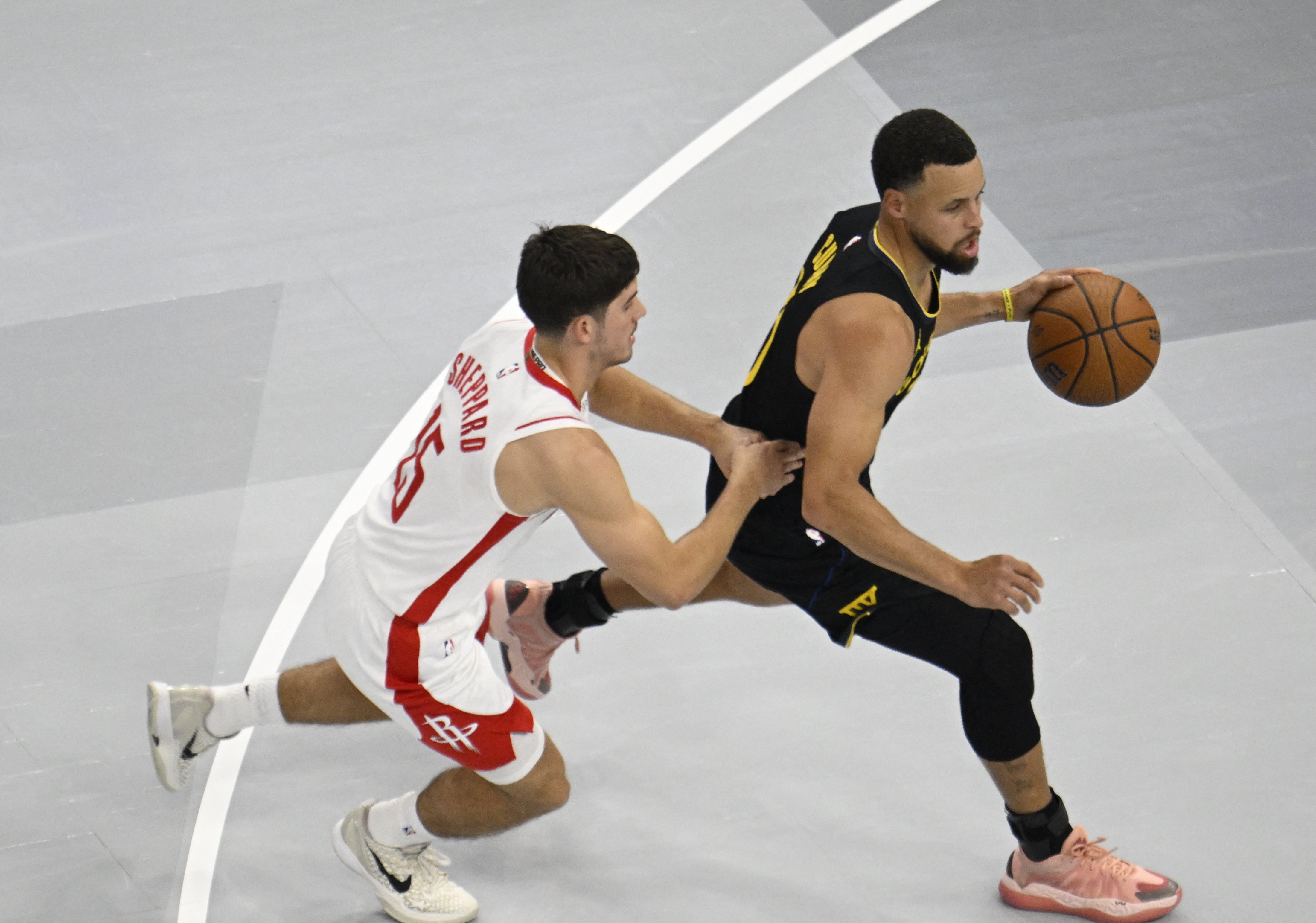 亿万28官网-谢泼德外号“可卡因库里”？克莱：太离谱 没人能和库里相提并论